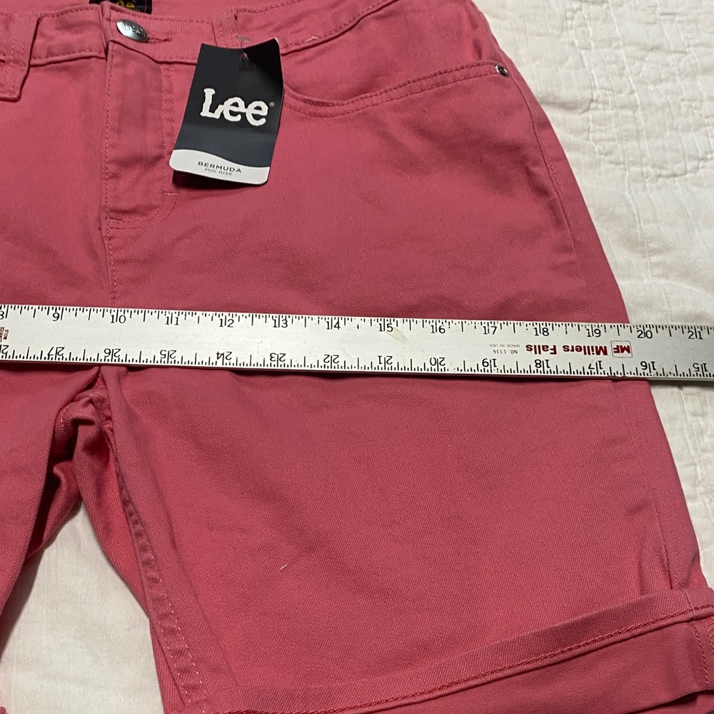 Lee Women's Rose Pink Bermudas - Picture 4 of 8
